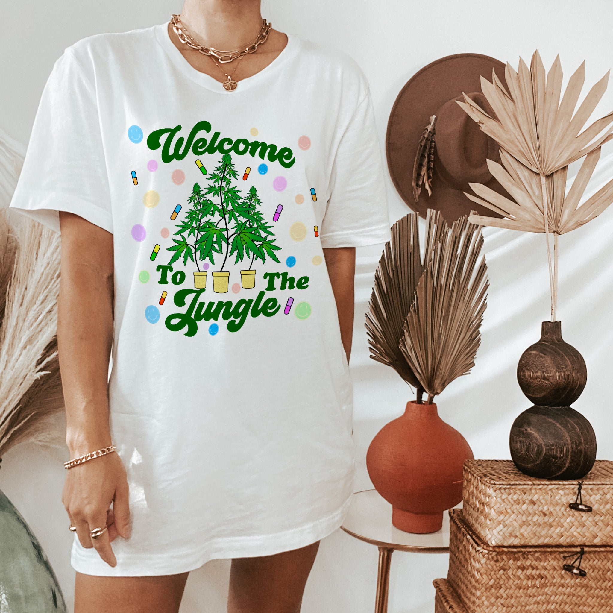White shirt with cannabis plants saying welcome to the jungle - HighCiti