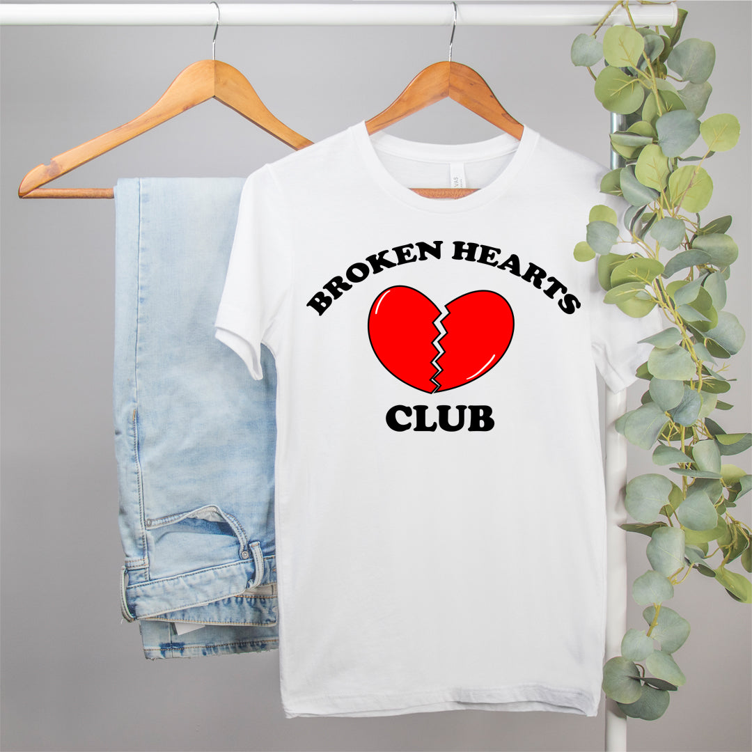 single valentine's day shirt that says broken hearts club - HighCiti
