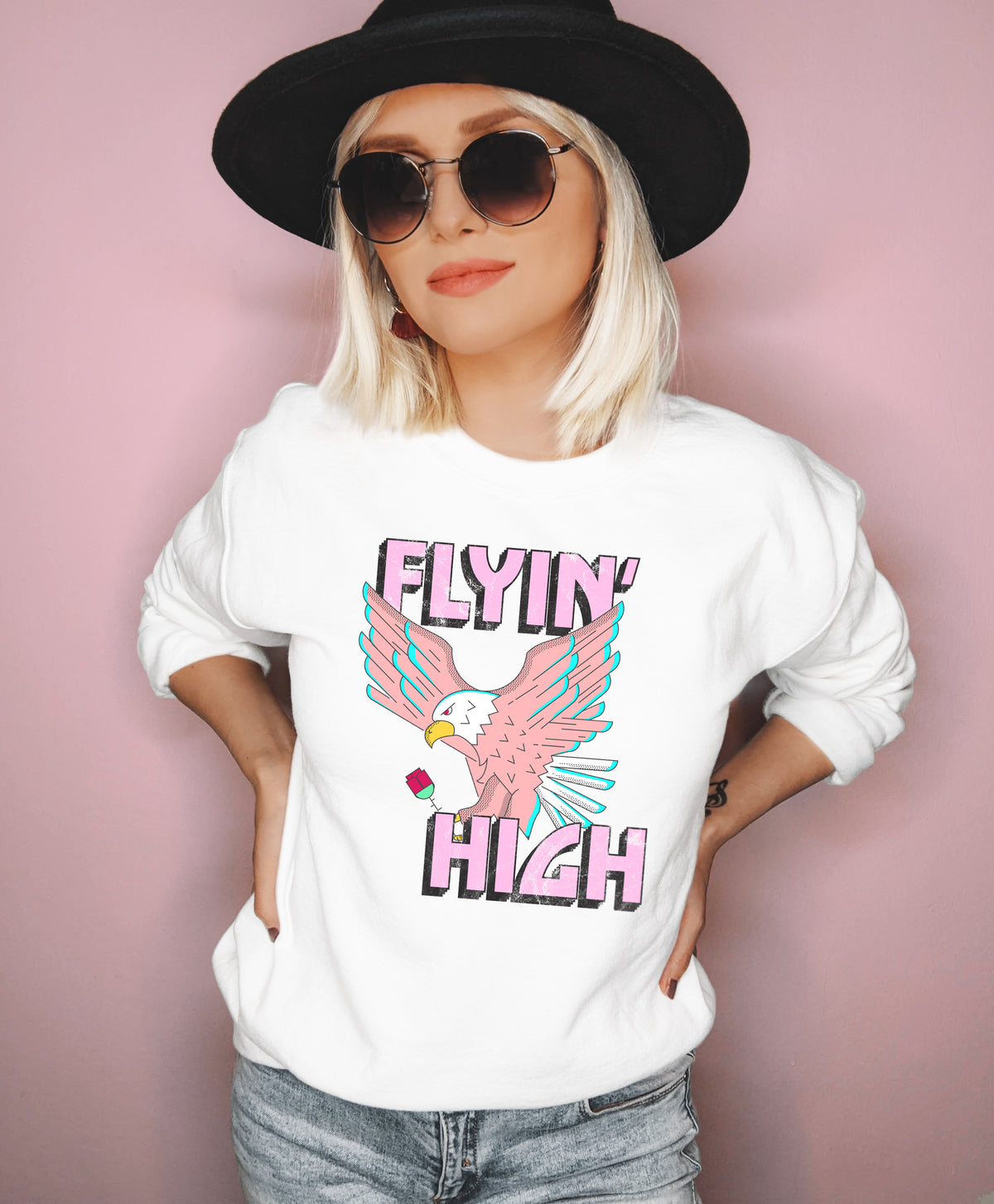 White sweatshirt with an eagle saying flyin' high - HighCiti