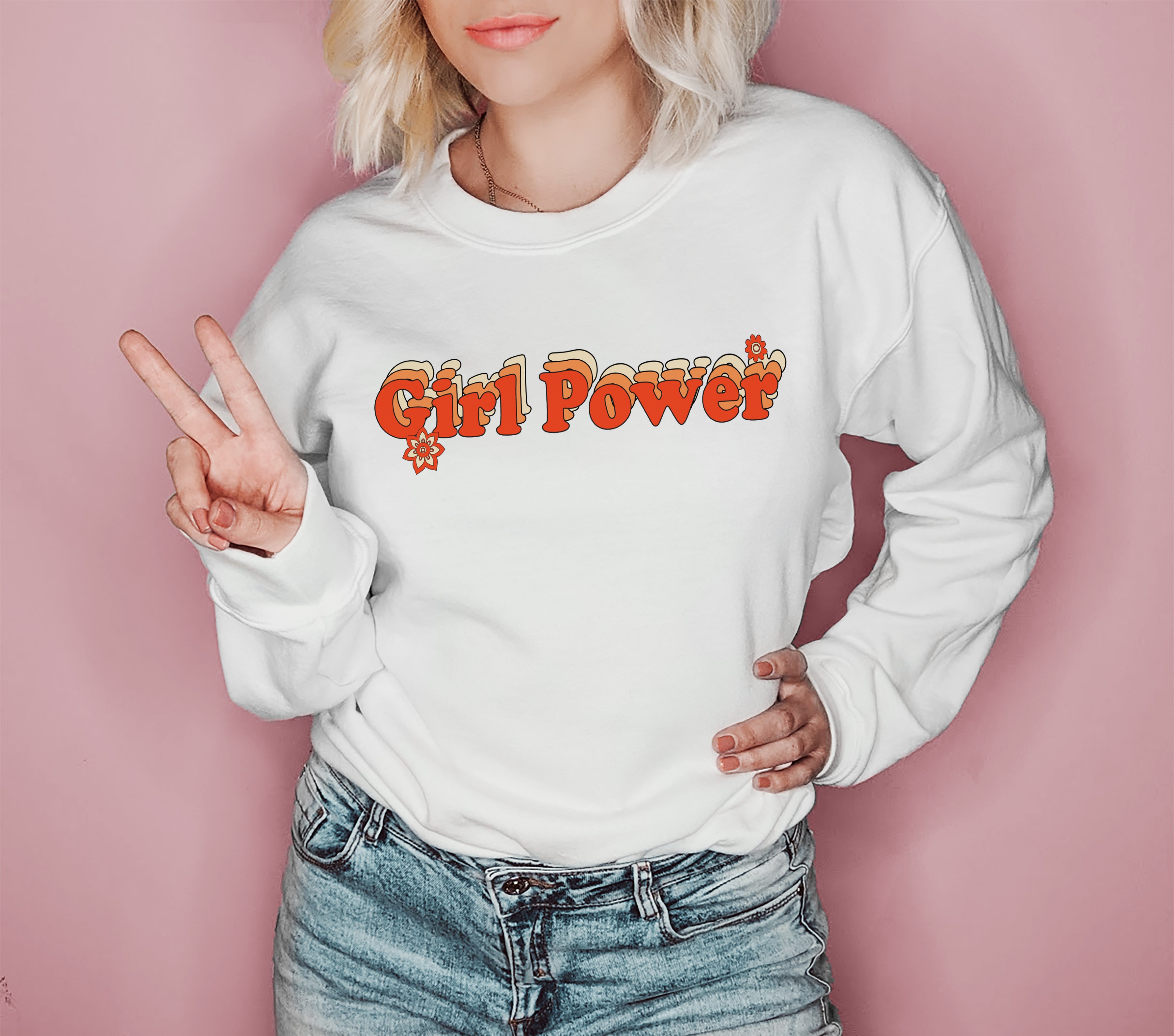 White sweatshirt that says girl power - HighCiti