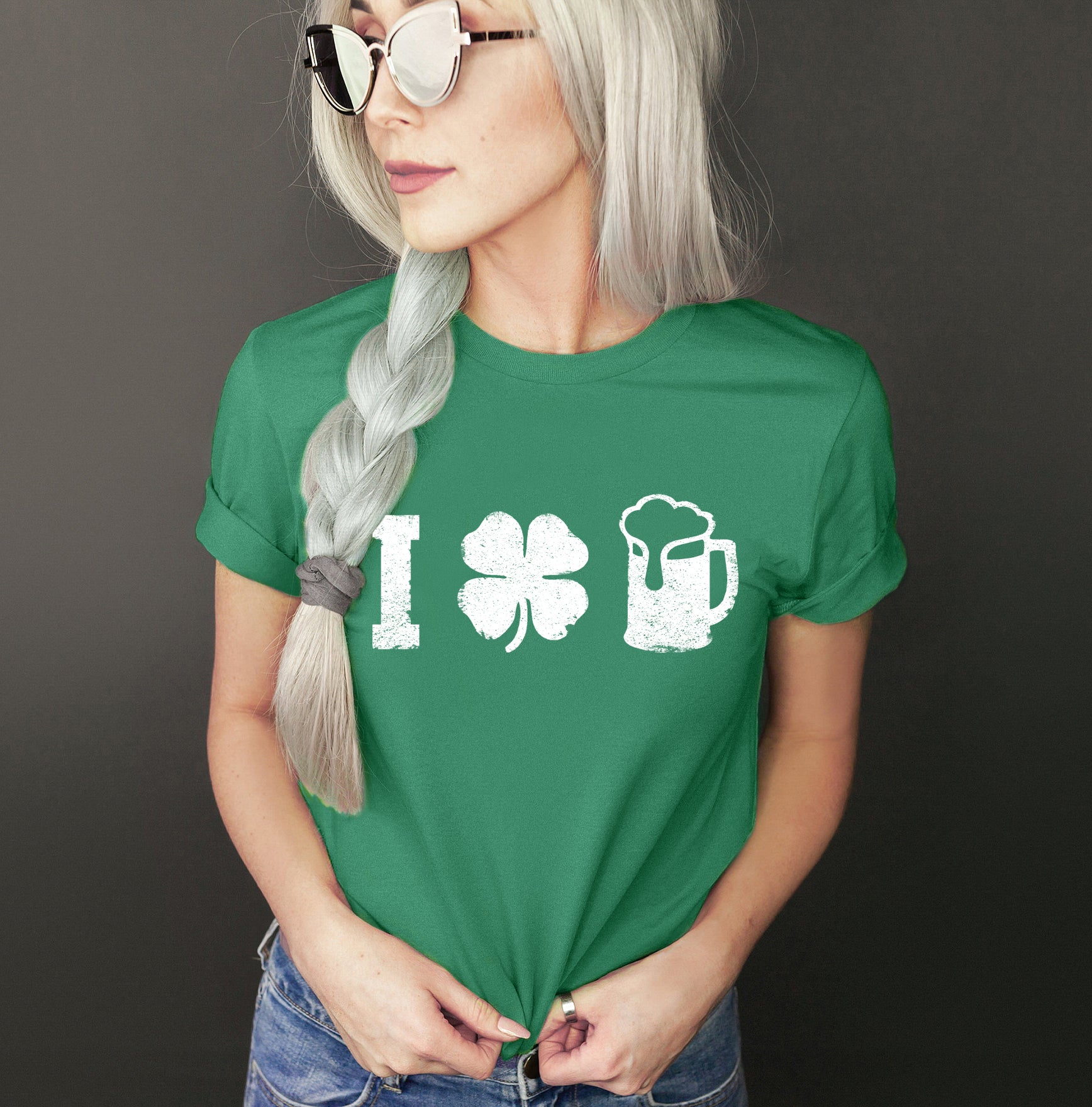 Green shirt with a beer and a shamrock leaf - HighCiti