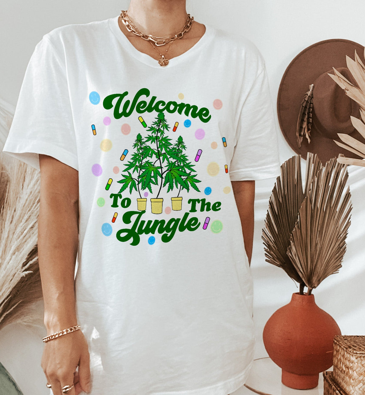 White shirt with cannabis plants saying welcome to the jungle - HighCiti